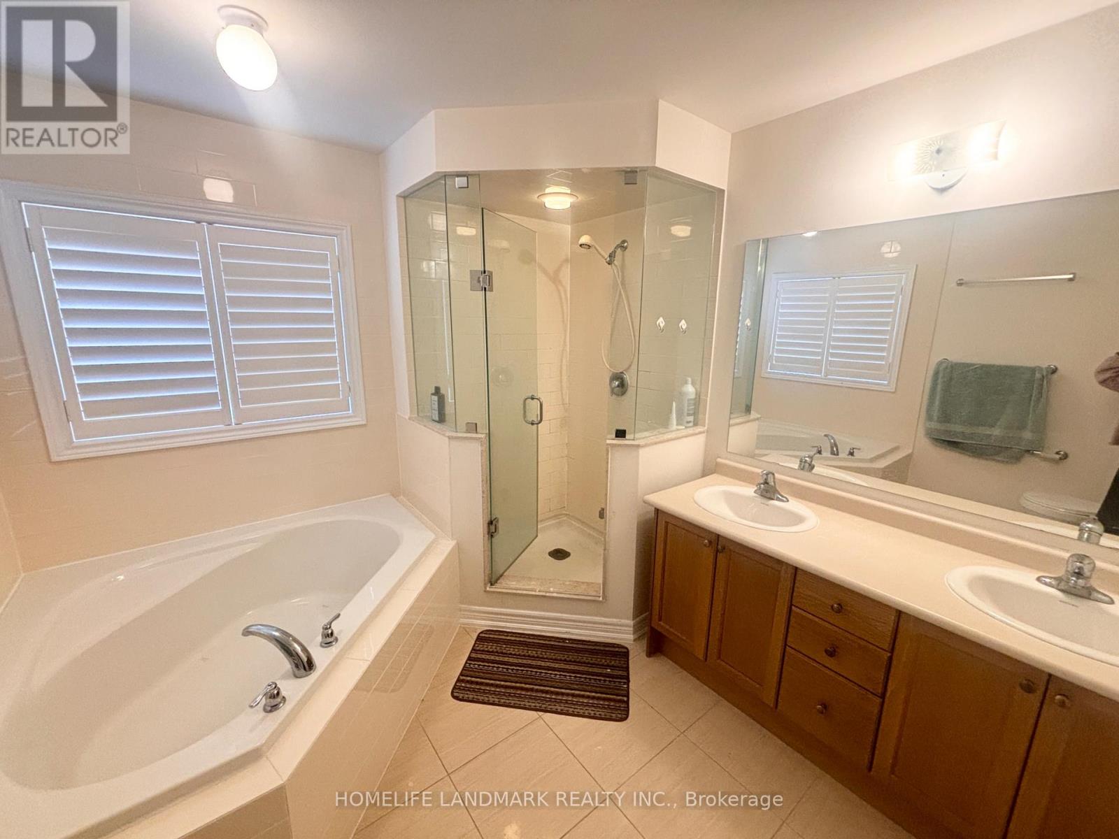 12 Hua Du Avenue, Markham, Ontario  L6C 0T2 - Photo 35 - N12481342