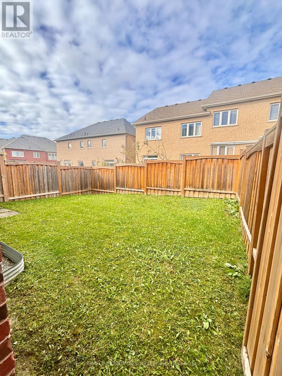 12 Hua Du Avenue, Markham, Ontario  L6C 0T2 - Photo 45 - N12481342