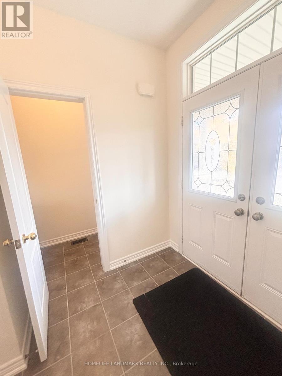12 Hua Du Avenue, Markham, Ontario  L6C 0T2 - Photo 6 - N12481342