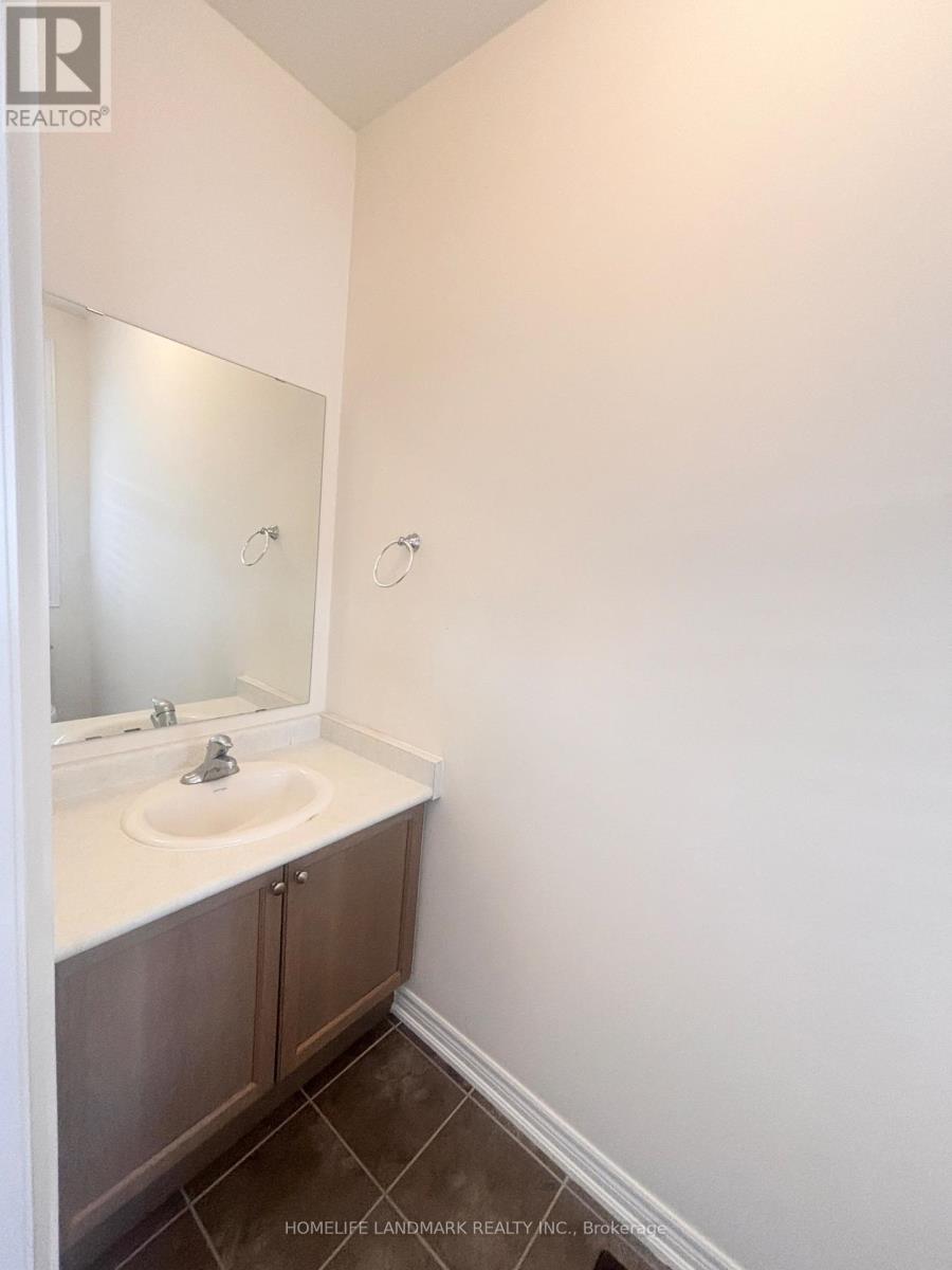 12 Hua Du Avenue, Markham, Ontario  L6C 0T2 - Photo 7 - N12481342