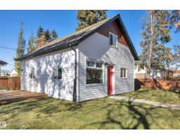 5004 45th AV Calmar
