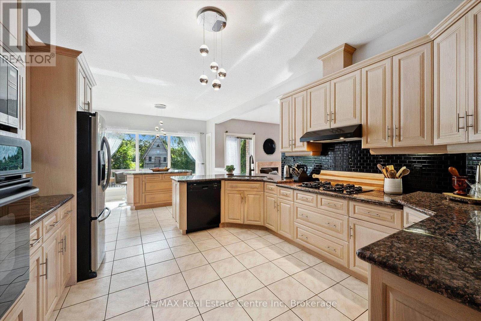 5946 Wellington Rd 86 Road, Woolwich, Ontario  N0B 2V0 - Photo 10 - X12481395
