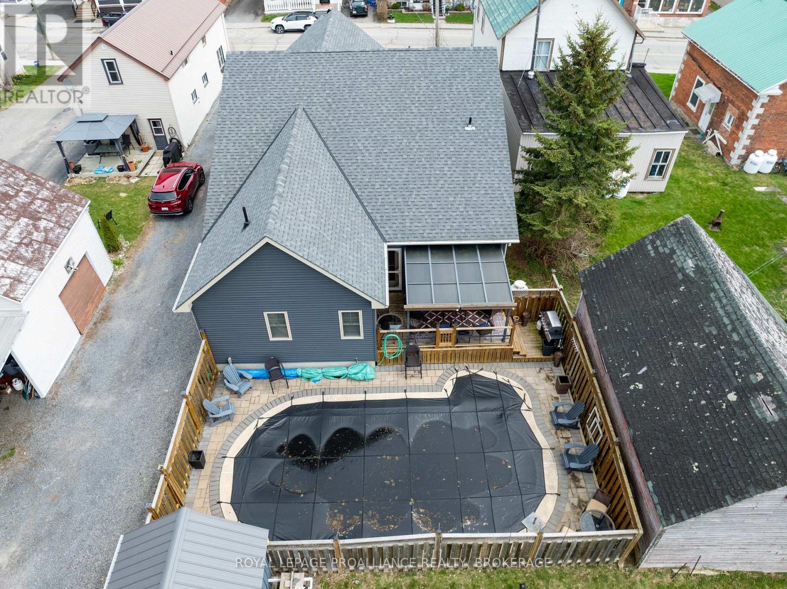 1086 Prince Street, Lansdowne Village, Ontario  K0E 1L0 - Photo 4 - X12481385