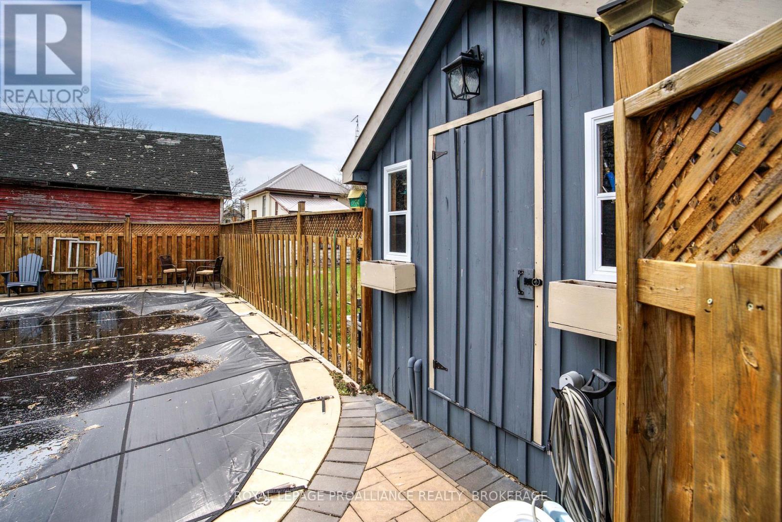 1086 Prince Street, Lansdowne Village, Ontario  K0E 1L0 - Photo 6 - X12481385