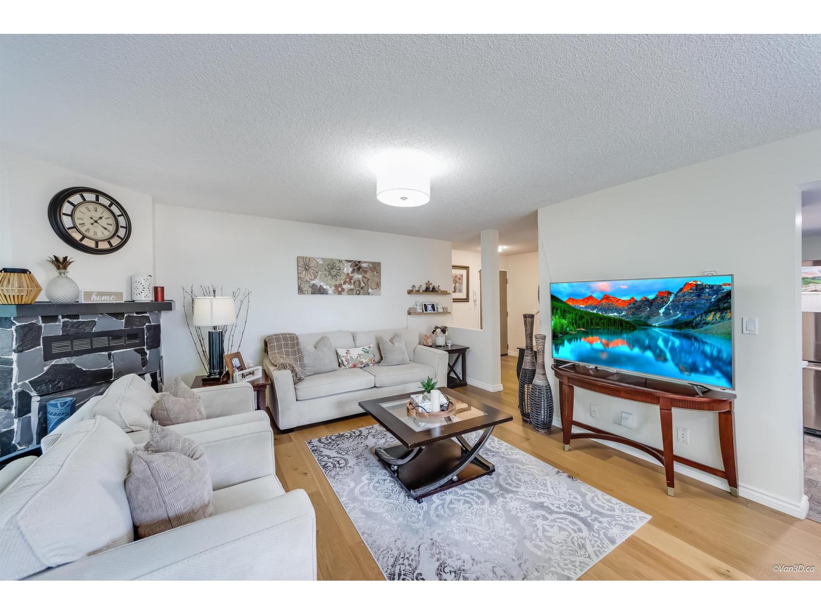 205 7162 133a Street, Surrey, British Columbia  V3W 7Z9 - Photo 5 - R3061299