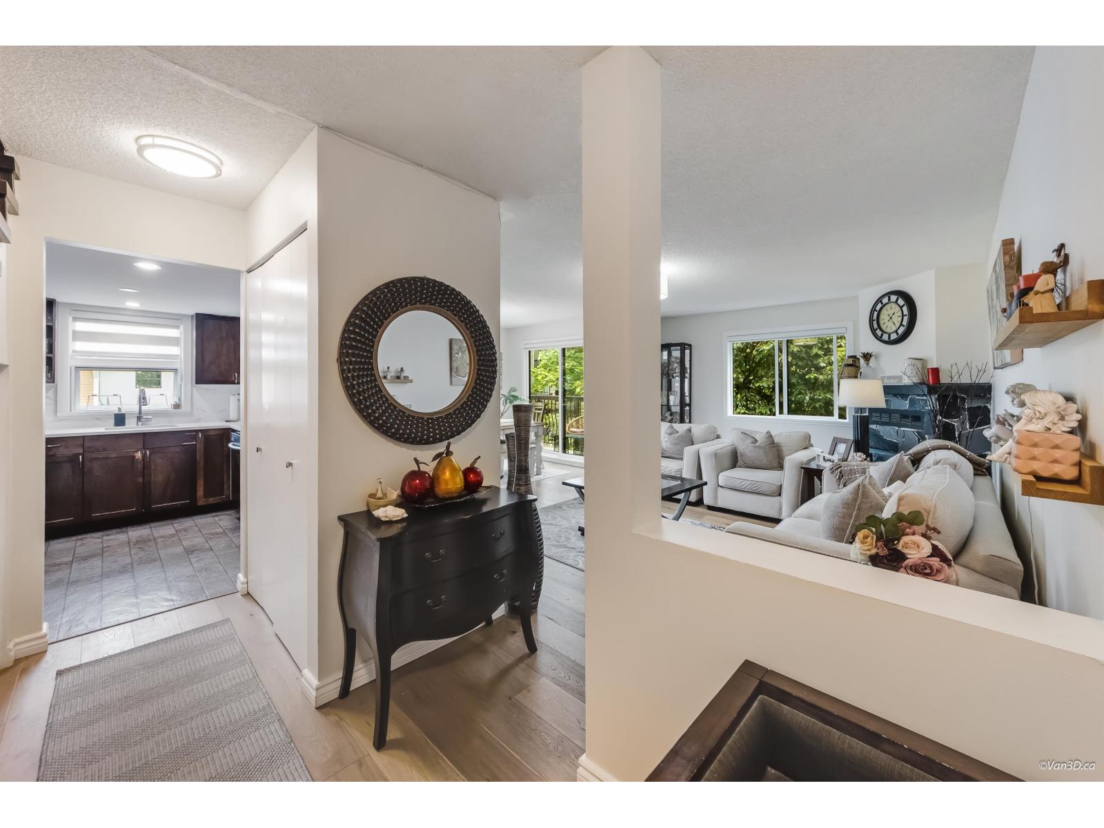 205 7162 133a Street, Surrey, British Columbia  V3W 7Z9 - Photo 15 - R3061299