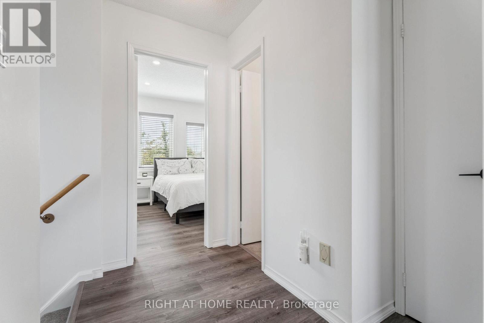 115 Laidlaw Drive, Barrie (West Bayfield), Ontario  L4N 7R9 - Photo 11 - S12481356