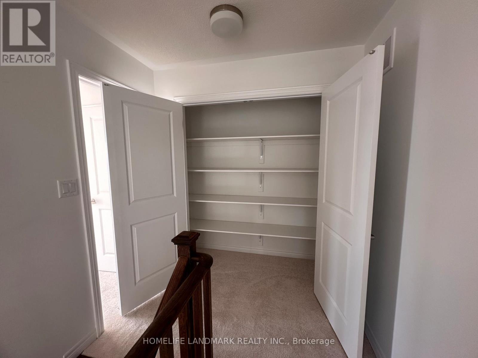 21 Kingsbury Trail E, Barrie, Ontario  L9J 0W8 - Photo 11 - S12481360