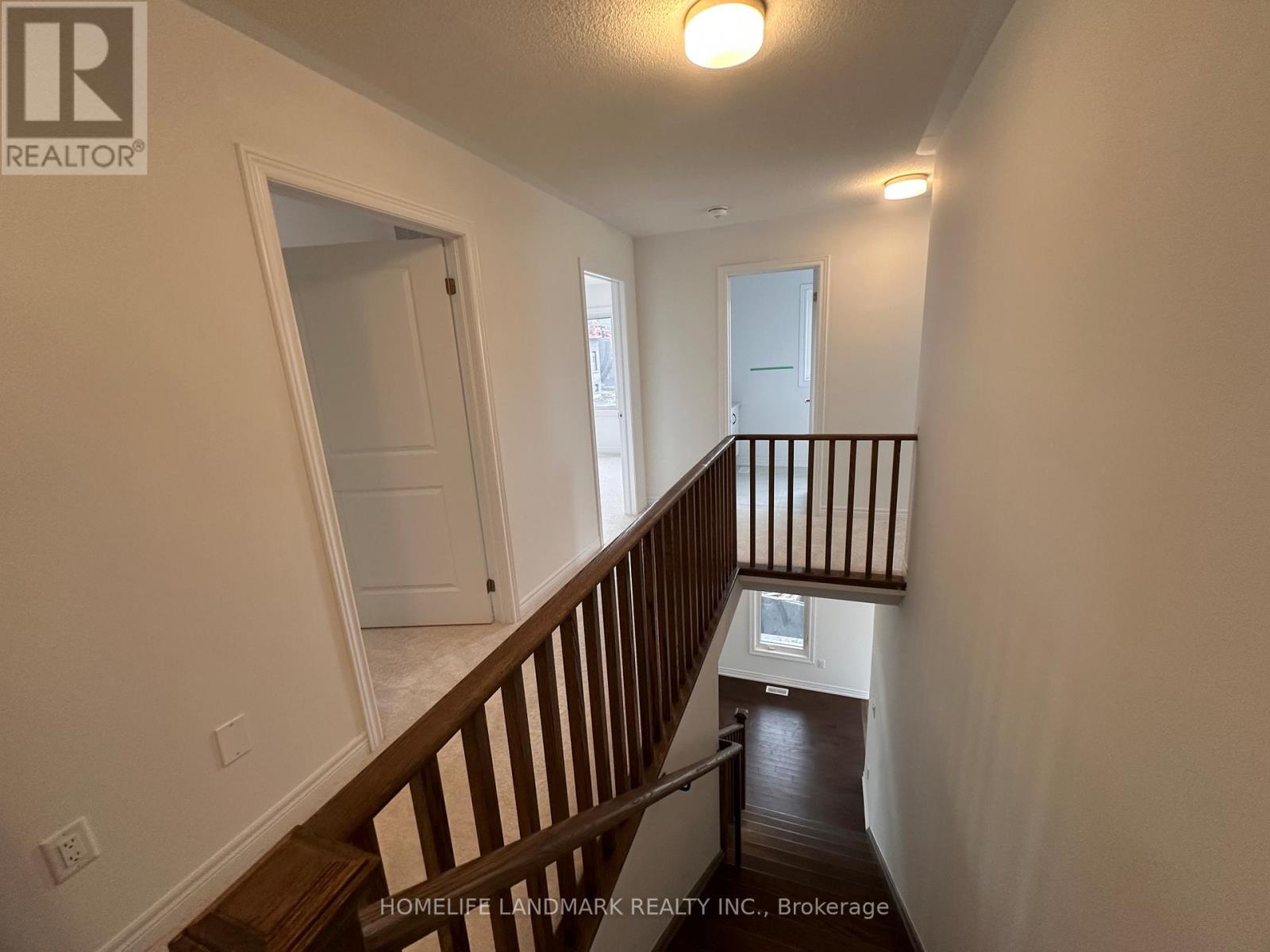21 Kingsbury Trail E, Barrie, Ontario  L9J 0W8 - Photo 8 - S12481360