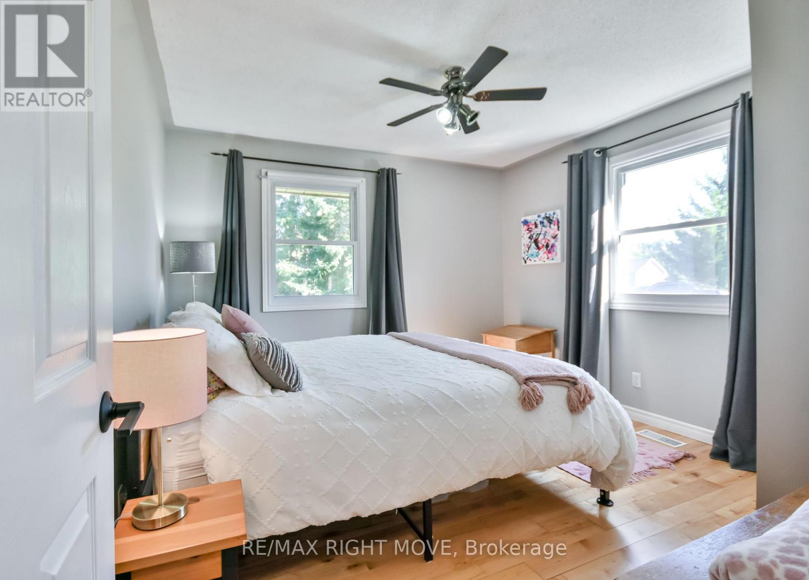 2009 Marchmont Road, Severn (Marchmont), Ontario  L3V 0V6 - Photo 25 - S12481362