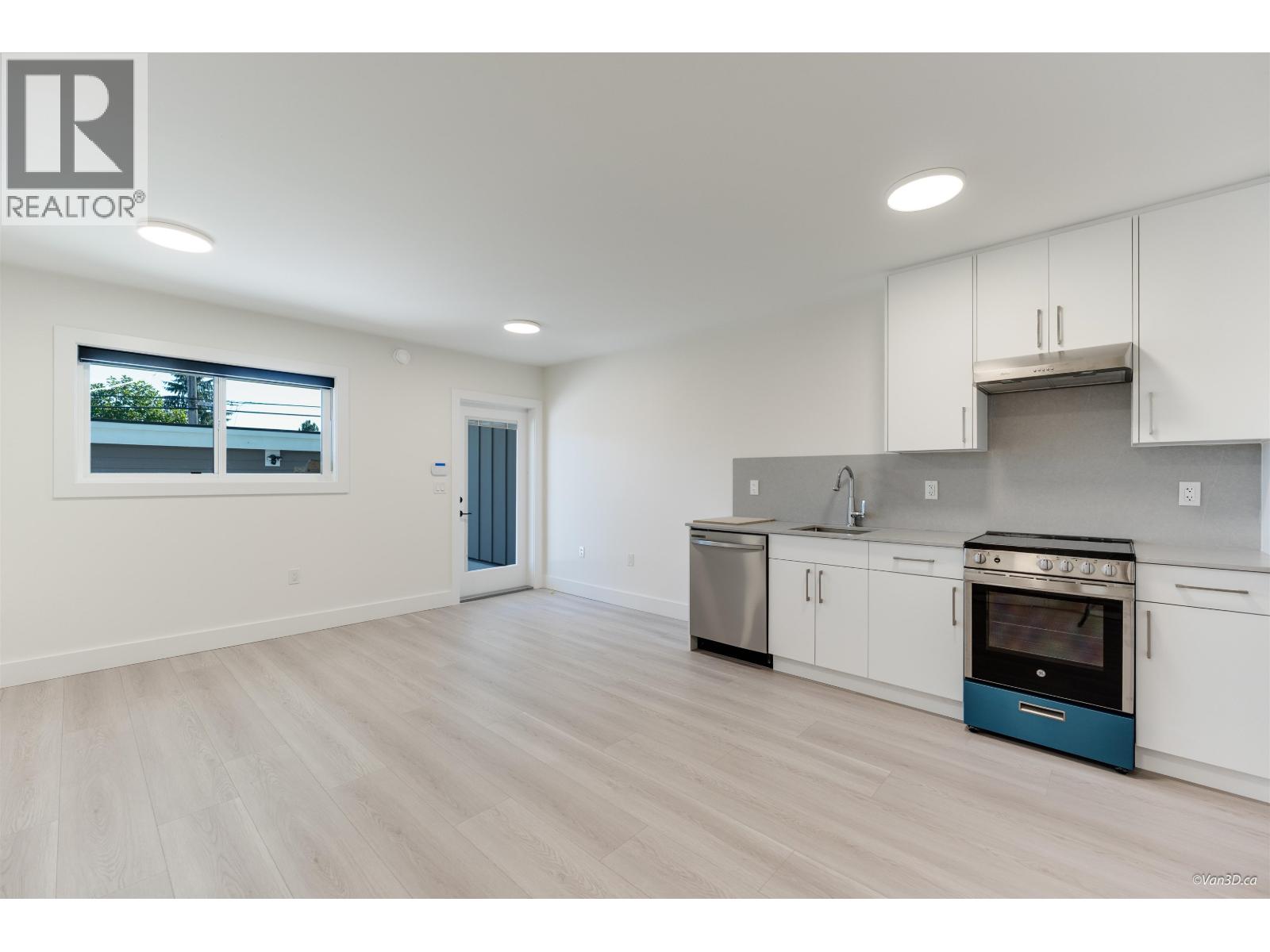 5852 Forglen Drive, Burnaby, British Columbia  V5H 3L3 - Photo 35 - R3061677