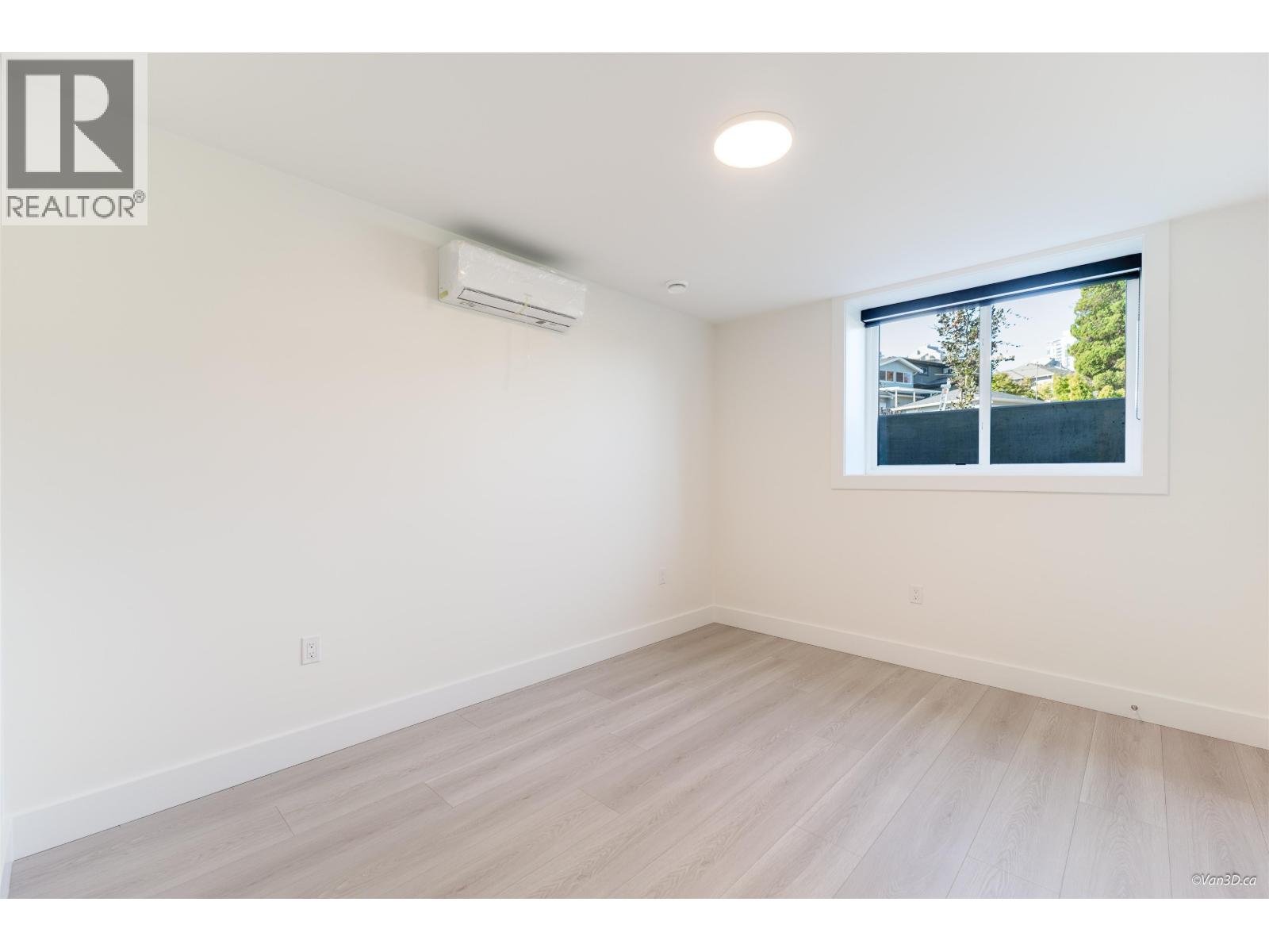 5852 Forglen Drive, Burnaby, British Columbia  V5H 3L3 - Photo 31 - R3061677