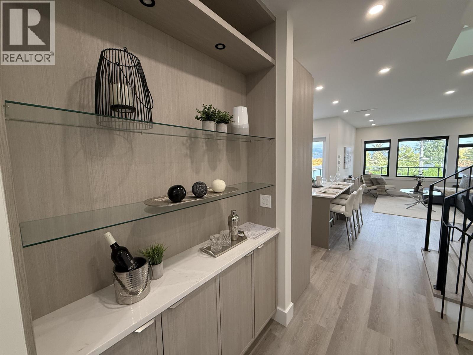 5852 Forglen Drive, Burnaby, British Columbia  V5H 3L3 - Photo 18 - R3061677