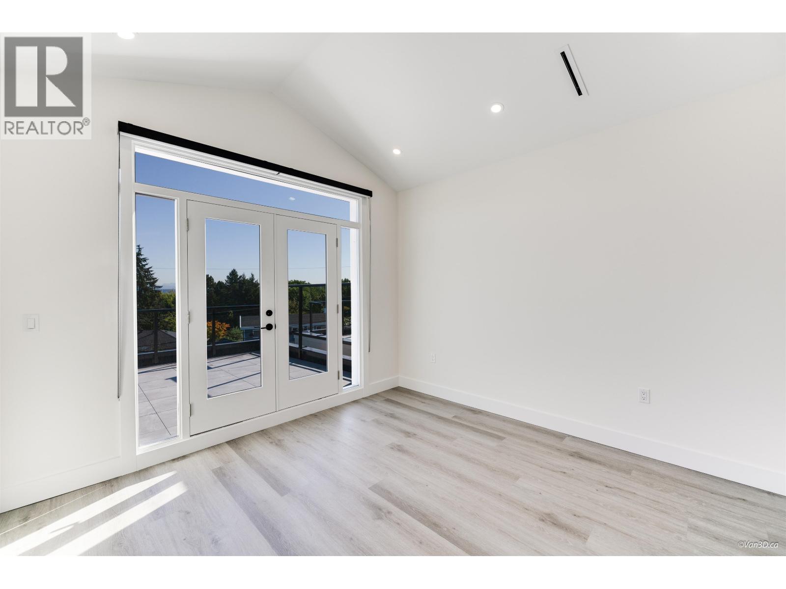 5852 Forglen Drive, Burnaby, British Columbia  V5H 3L3 - Photo 22 - R3061677