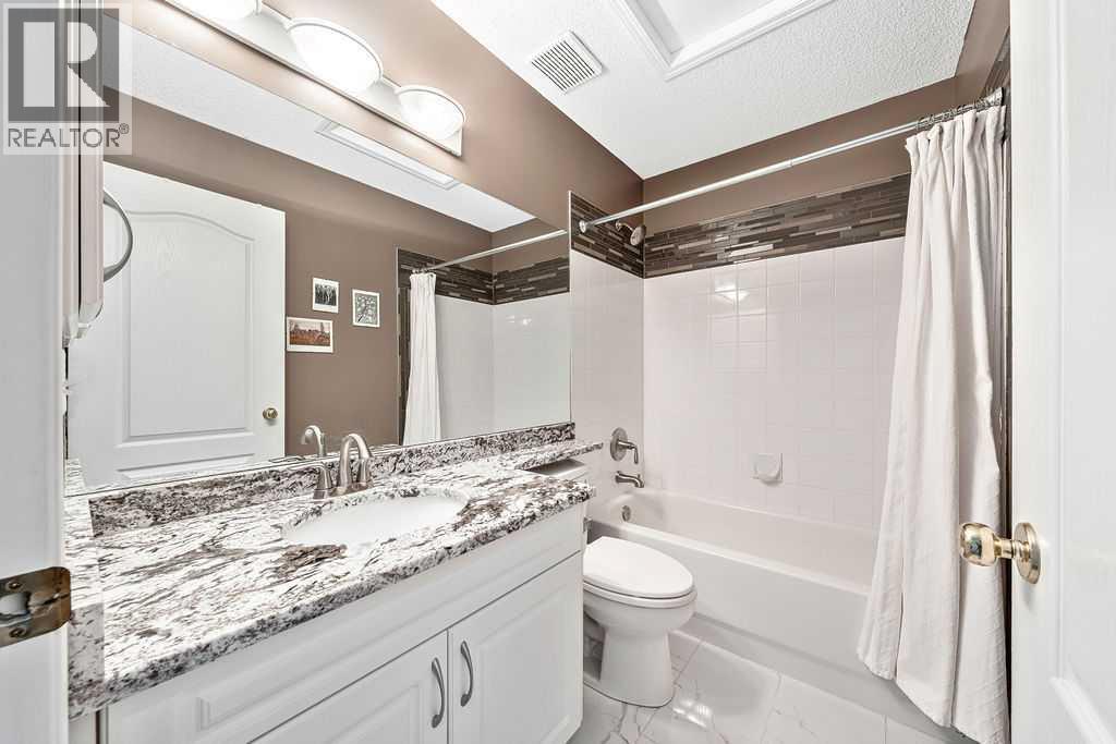 143 Country Hills Gardens Nw, Calgary, Alberta  T3K 5G1 - Photo 16 - A2265848