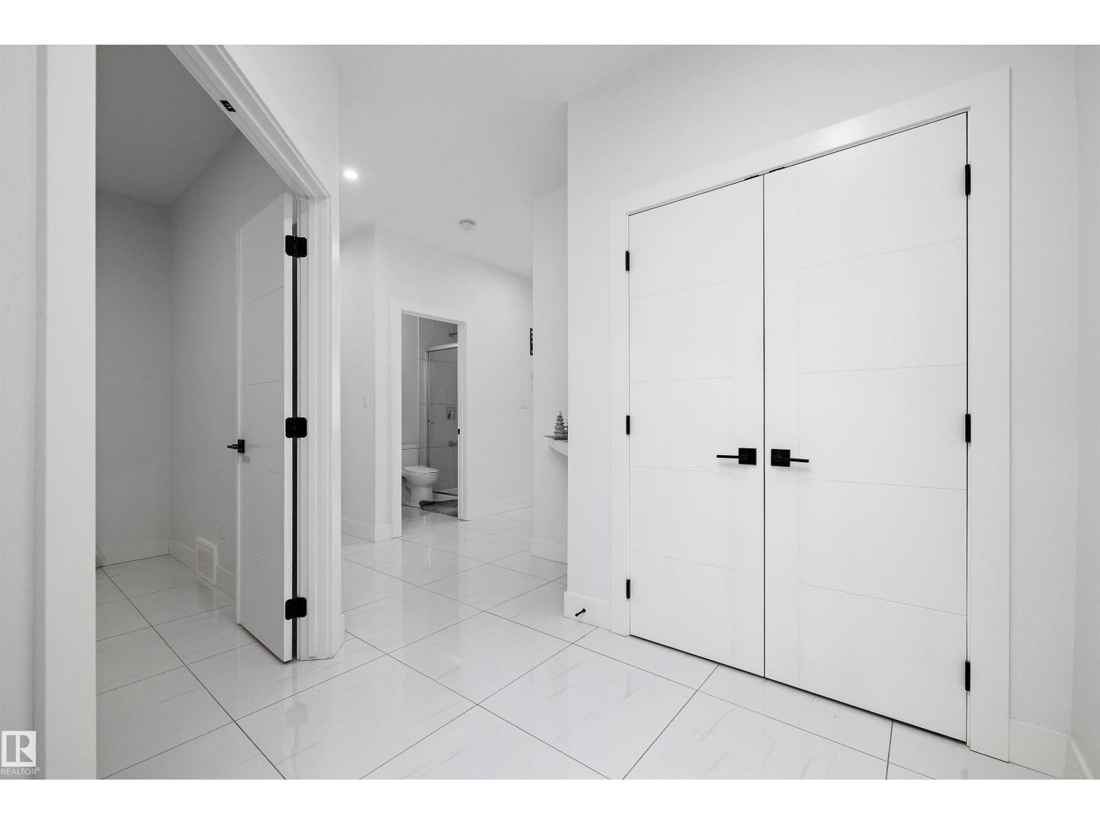 5343 Kimball Pl Sw, Edmonton, Alberta  T6W 5E6 - Photo 6 - E4463434