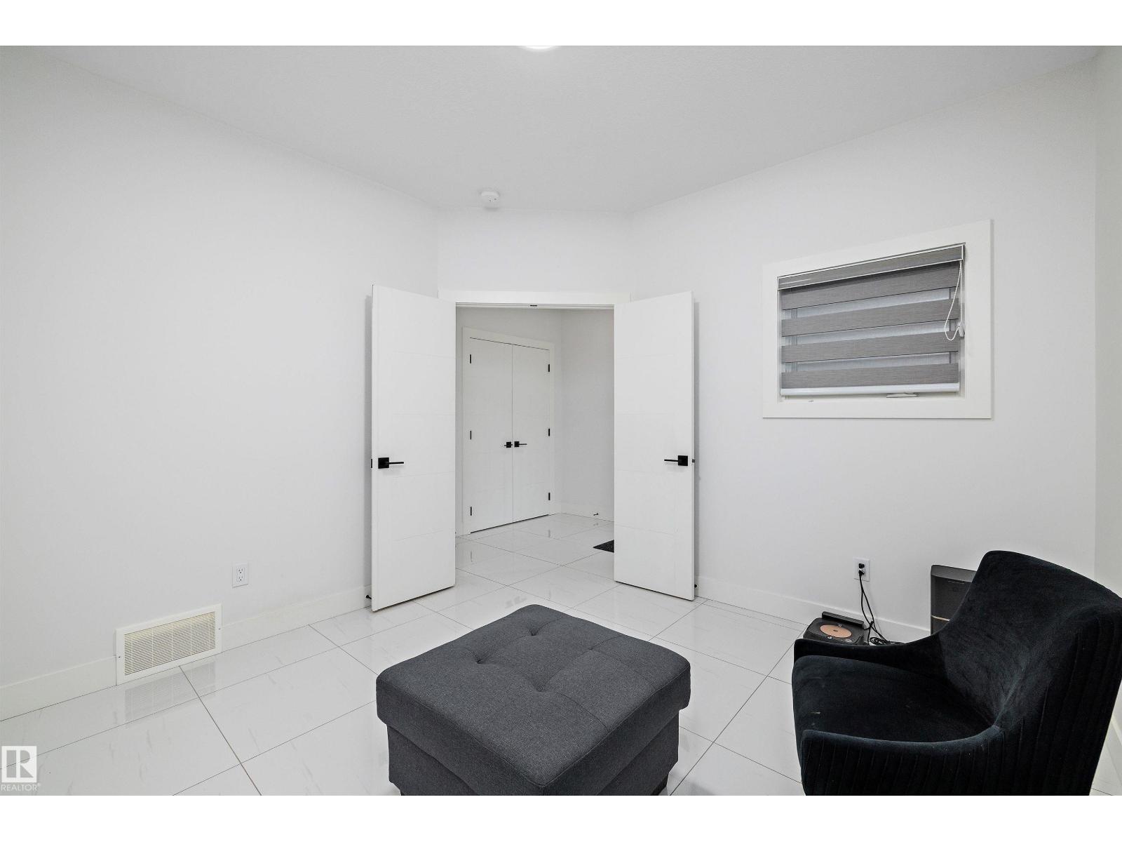 5343 Kimball Pl Sw, Edmonton, Alberta  T6W 5E6 - Photo 8 - E4463434