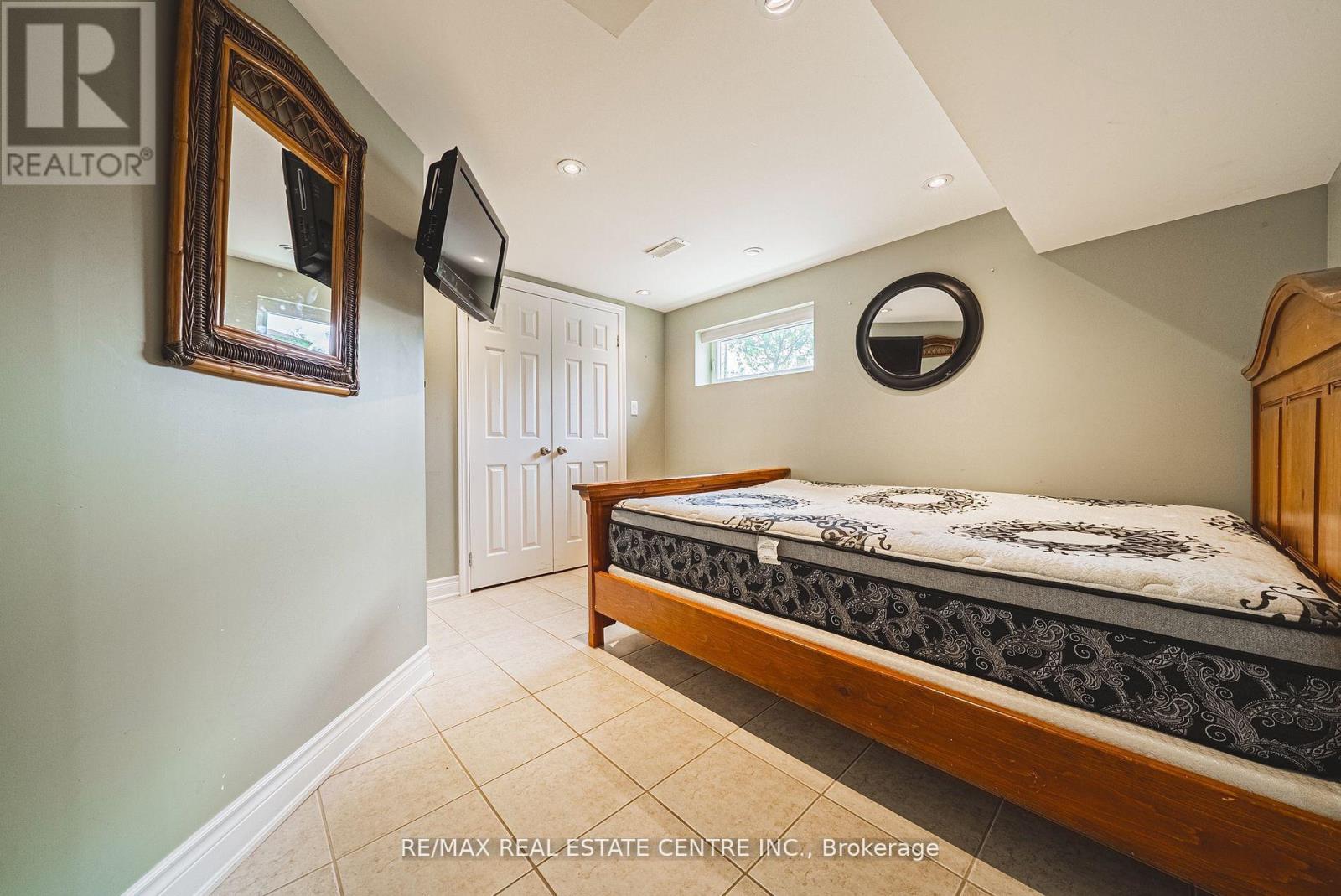 665 Woodbridge Avenue, Vaughan, Ontario  L4L 2T9 - Photo 33 - N12310349