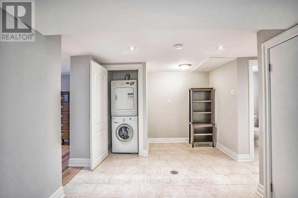 Lower Level - 115 Rangoon Road, Toronto, Ontario  M9C 4P3 - Photo 6 - W12481266