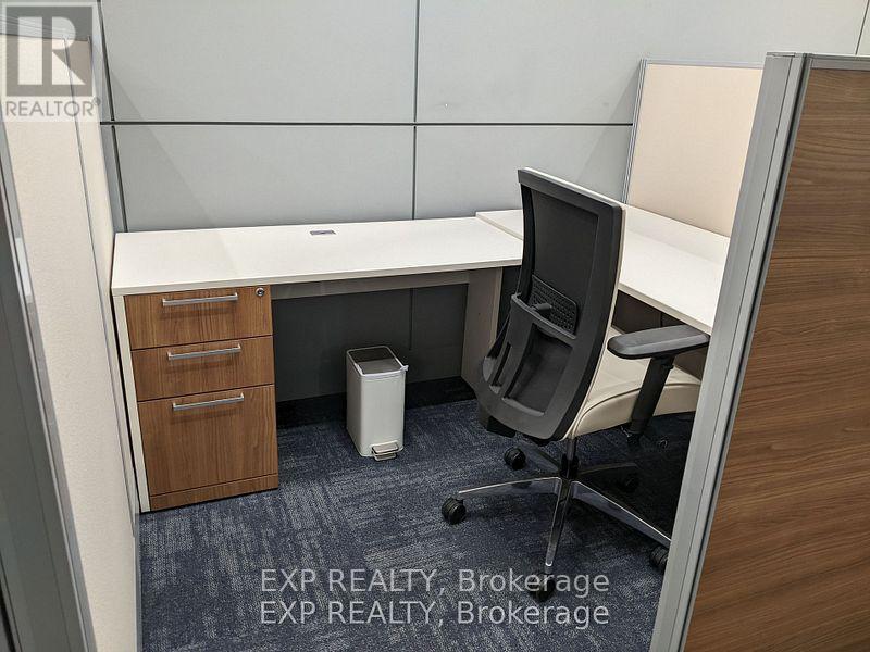 204 - 5250 Solar Drive, Mississauga, Ontario  L4W 5M8 - Photo 3 - W12481272