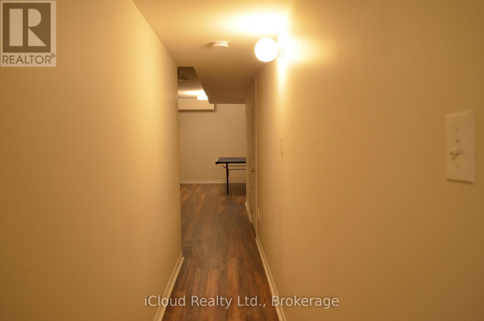 Main/up - 319 Aspendale Crescent, Mississauga, Ontario  L6W 0E7 - Photo 7 - W12481286
