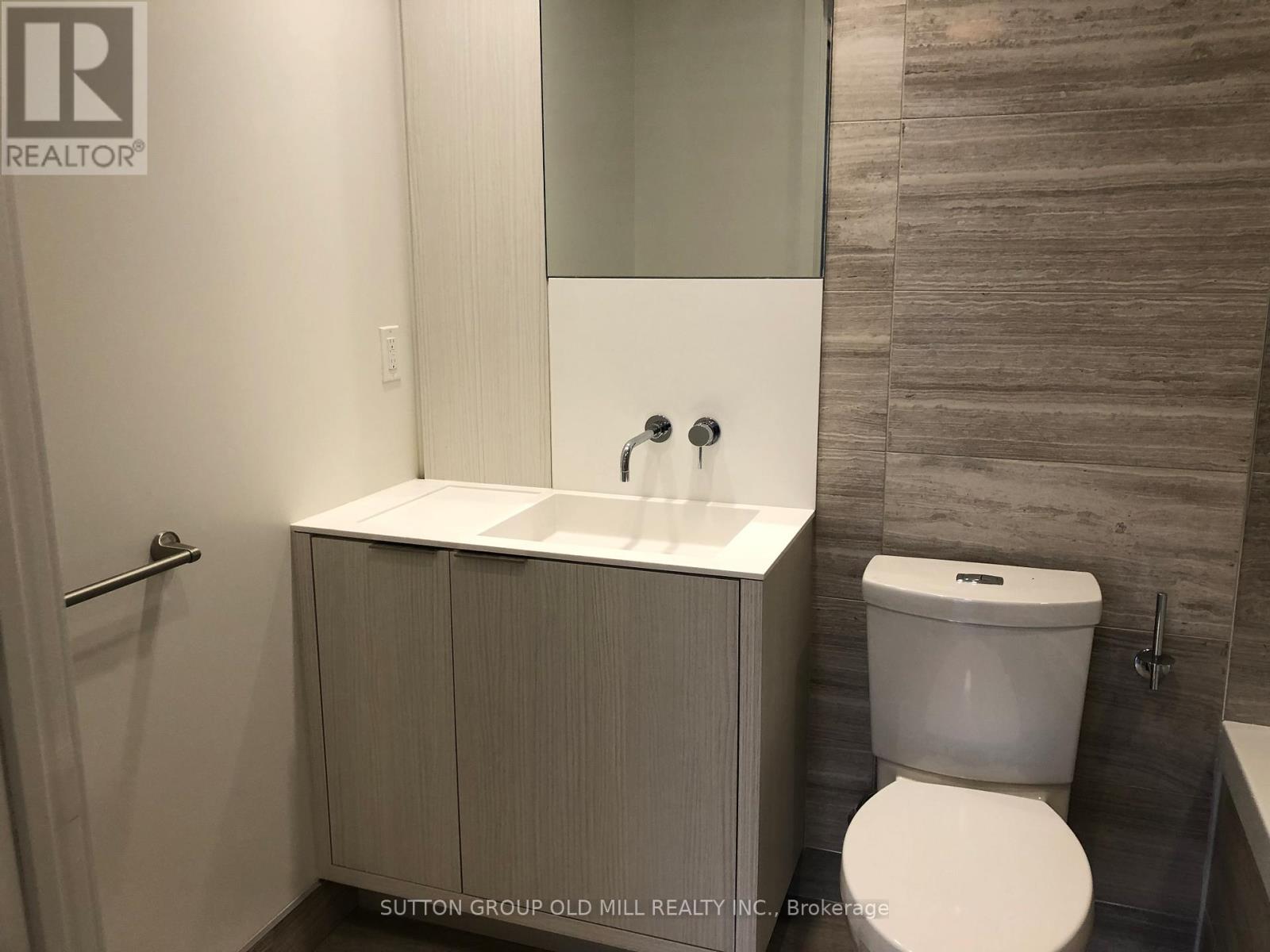 407 - 1990 Bloor Street W, Toronto, Ontario  M6P 3L1 - Photo 15 - W12481330