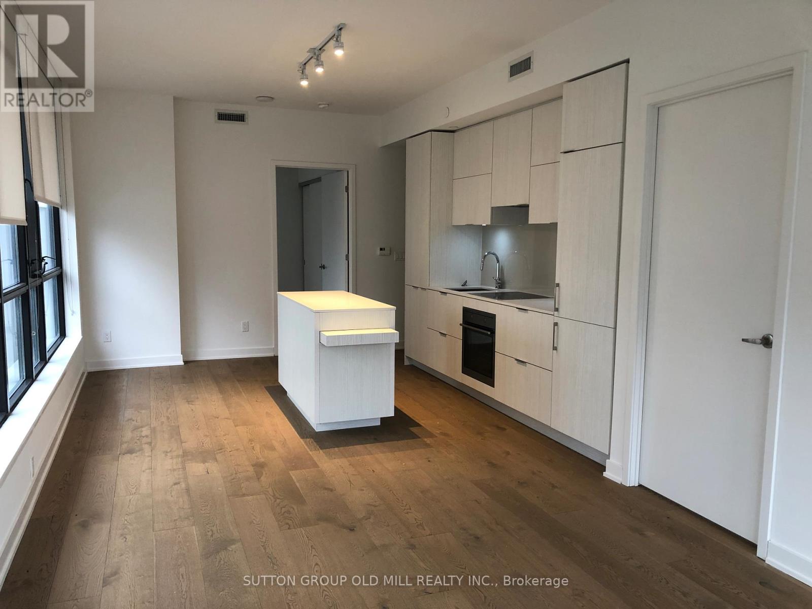 407 - 1990 Bloor Street W, Toronto, Ontario  M6P 3L1 - Photo 6 - W12481330