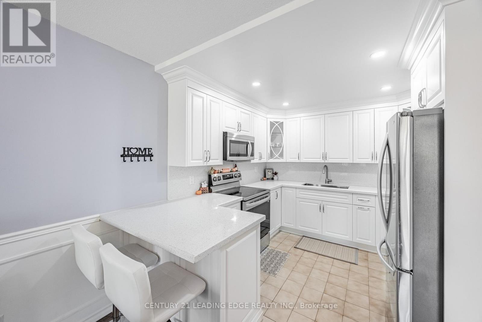 401 - 310 Mill Street S, Brampton, Ontario  L6Y 3B1 - Photo 9 - W12481335
