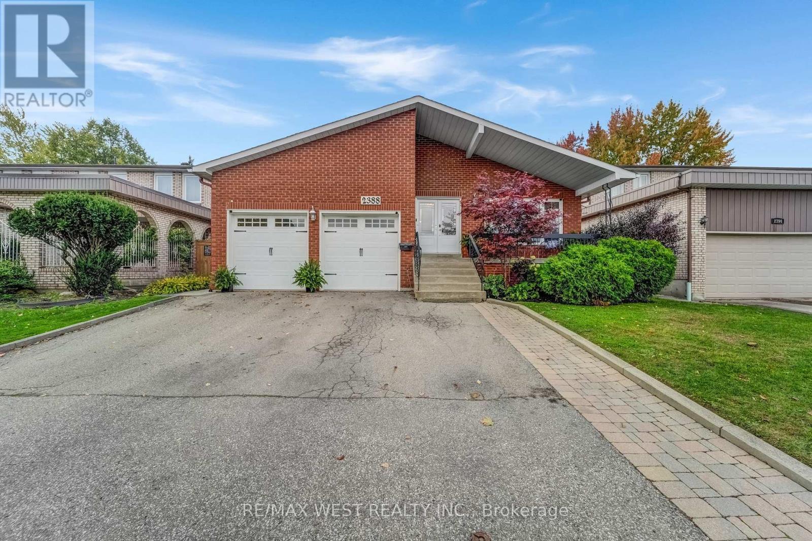 2388 CARLANNE PLACE, Mississauga, Ontario