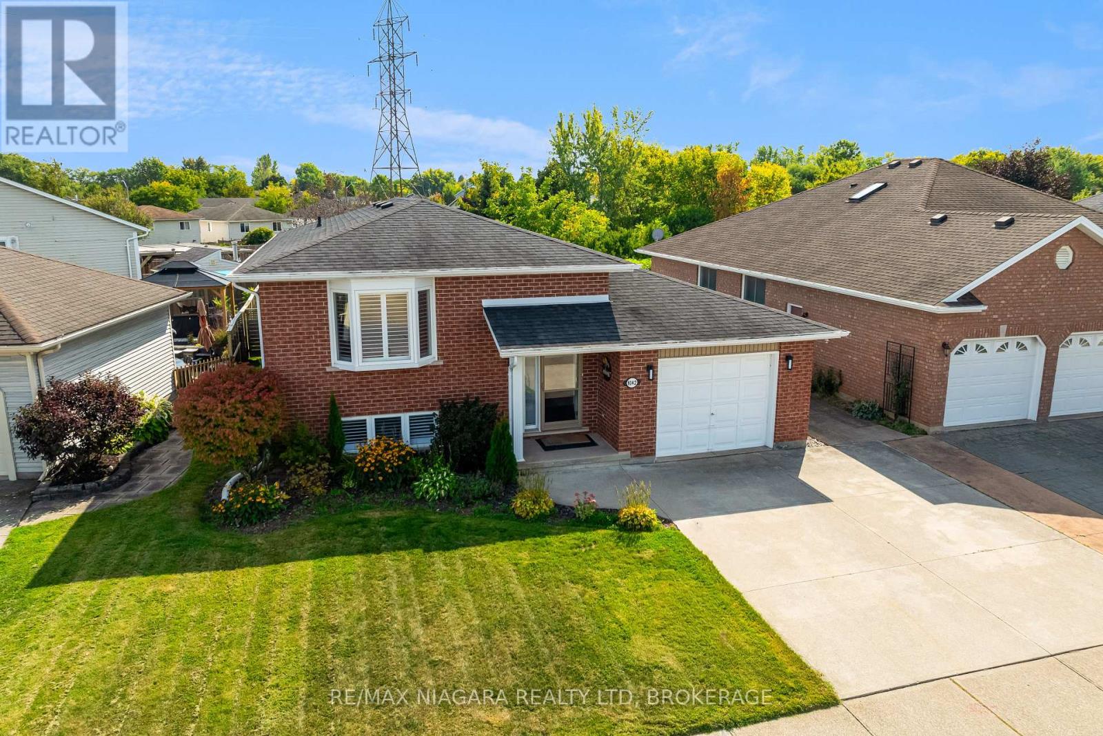 8142 MARCON STREET, Niagara Falls, Ontario