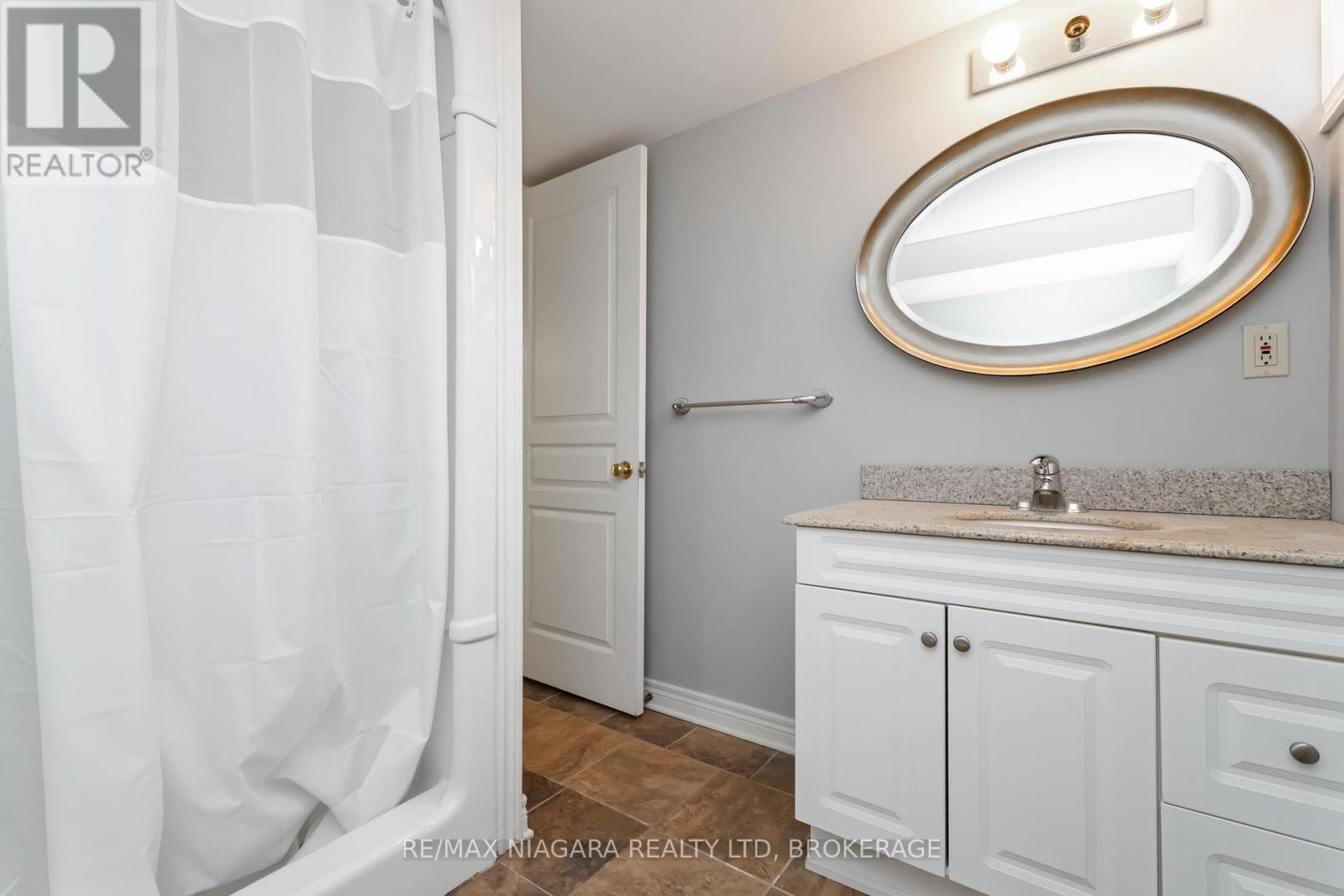 80 Ted Street, St. Catharines, Ontario  L2N 1E5 - Photo 30 - X12481377