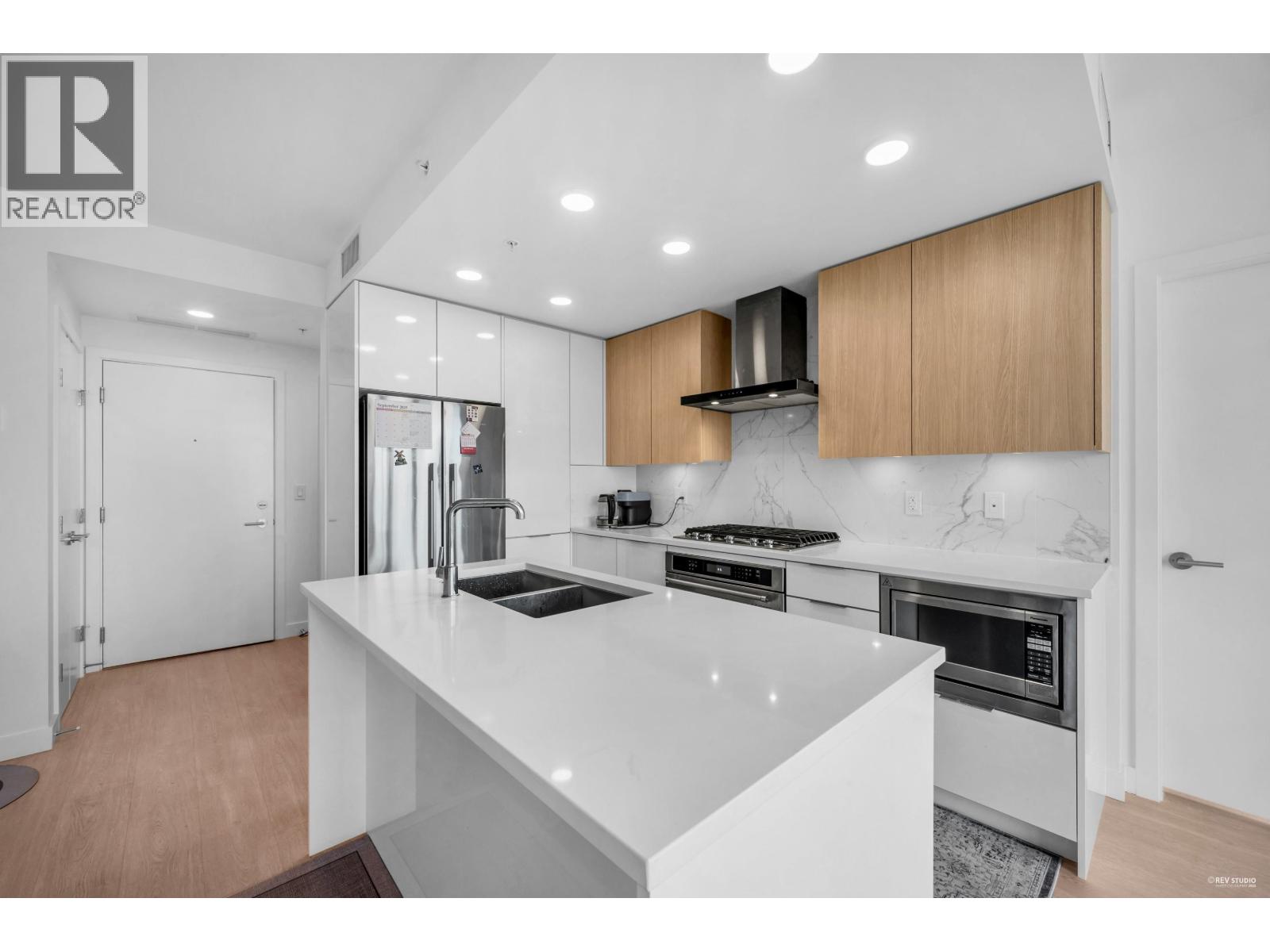 1607 7769 Park Crescent, Burnaby, British Columbia  V3N 0J7 - Photo 5 - R3061753