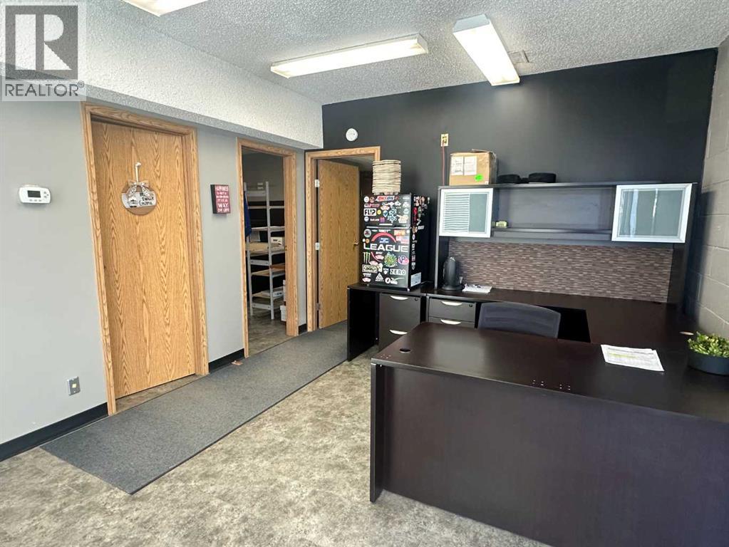 # 2, 311 9 Street E, Brooks, Alberta  T1R 0K2 - Photo 4 - A2266525