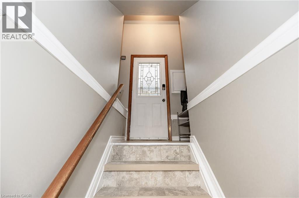 31 Dieppe Avenue Unit# Lower, Kitchener, Ontario  N2H 4E9 - Photo 5 - 40780033