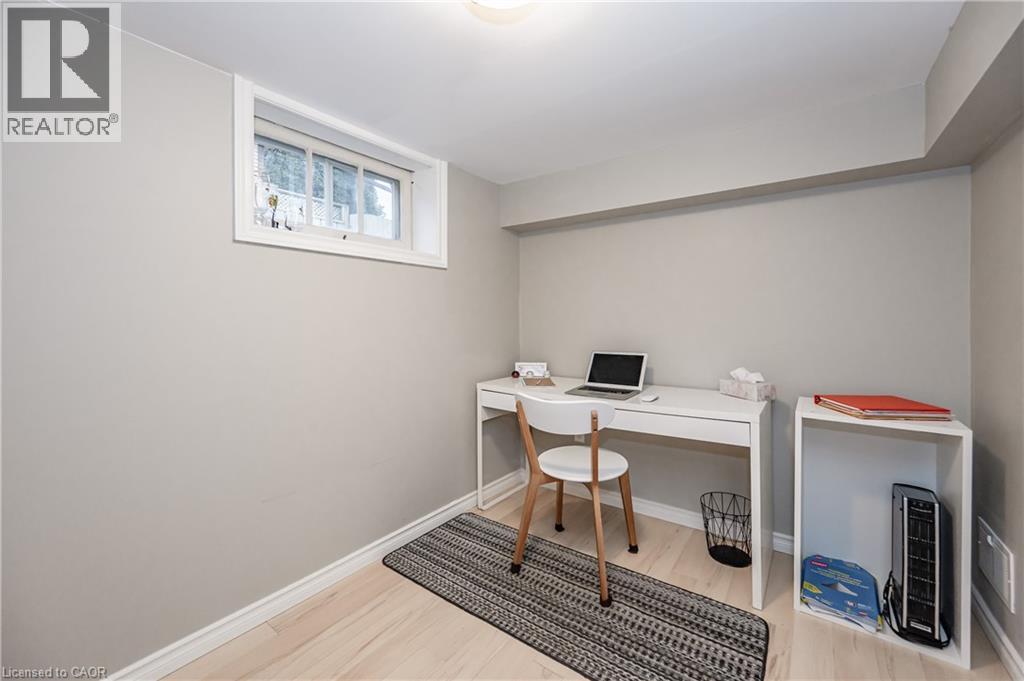 31 Dieppe Avenue Unit# Lower, Kitchener, Ontario  N2H 4E9 - Photo 15 - 40780033