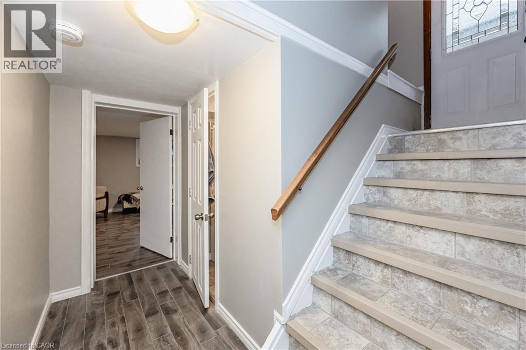 31 Dieppe Avenue Unit# Lower, Kitchener, Ontario  N2H 4E9 - Photo 6 - 40780033