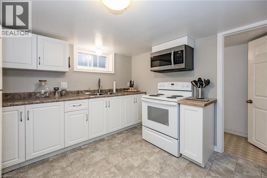 31 Dieppe Avenue Unit# Lower, Kitchener, Ontario  N2H 4E9 - Photo 11 - 40780033