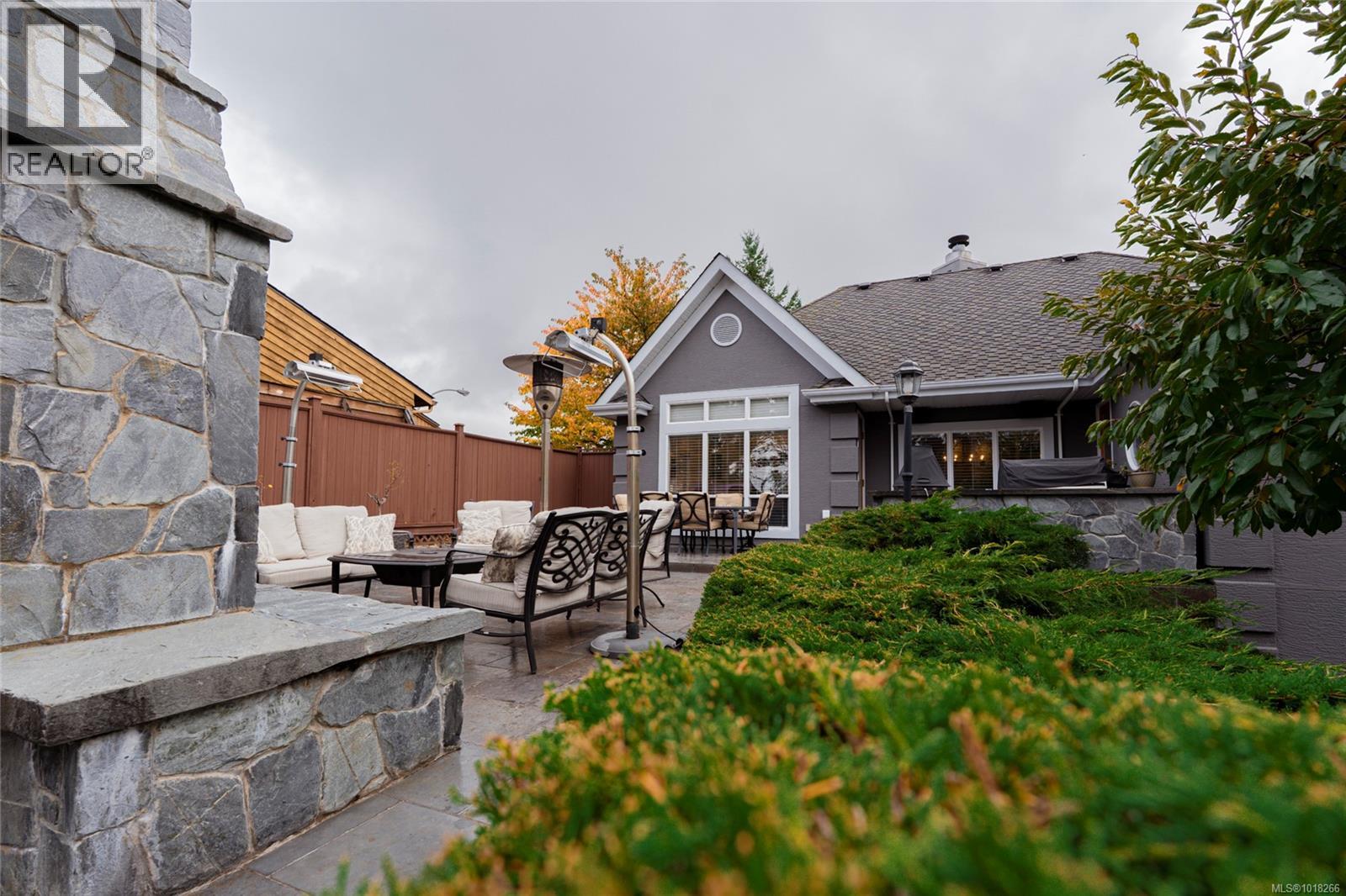 301 Mount Royal Pl, Nanaimo, British Columbia  V9R 6A4 - Photo 7 - 1018266