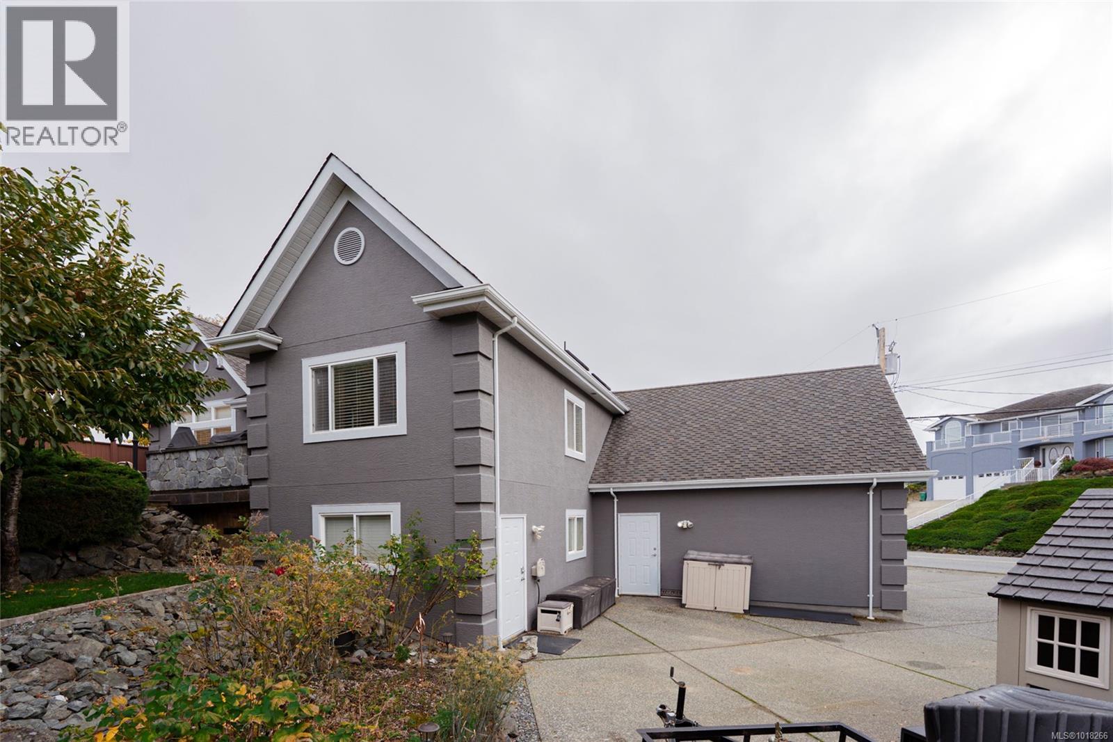 301 Mount Royal Pl, Nanaimo, British Columbia  V9R 6A4 - Photo 5 - 1018266