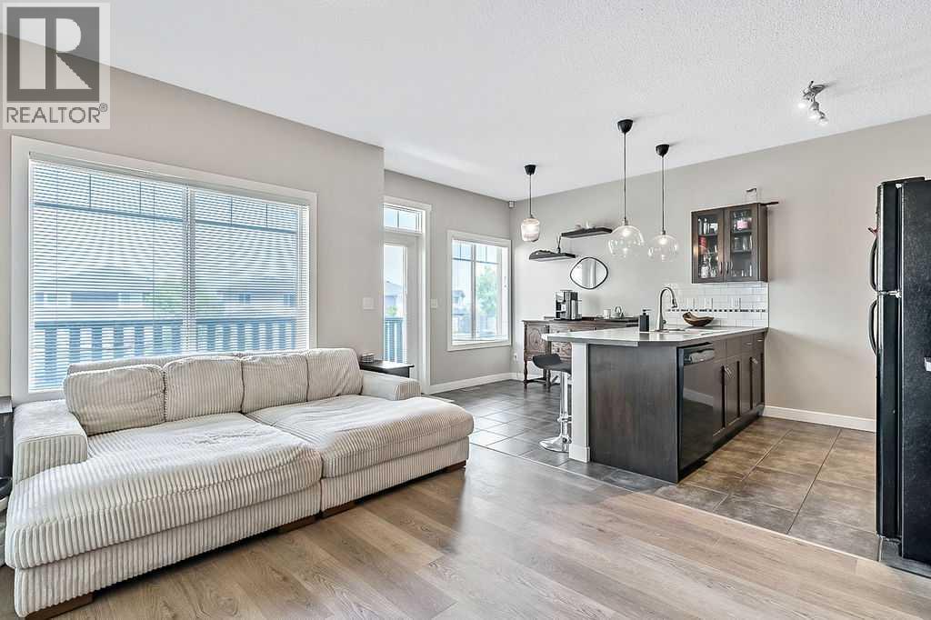 11 Cimarron Vista Gardens, Okotoks, Alberta  T1S 0G2 - Photo 6 - A2240506