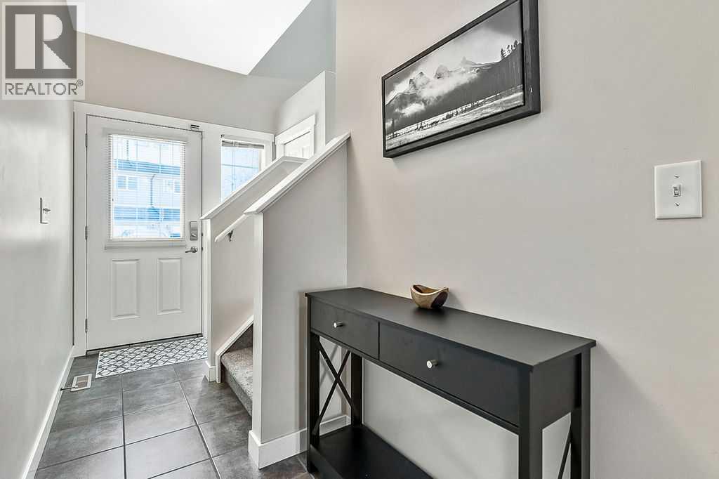 11 Cimarron Vista Gardens, Okotoks, Alberta  T1S 0G2 - Photo 3 - A2240506