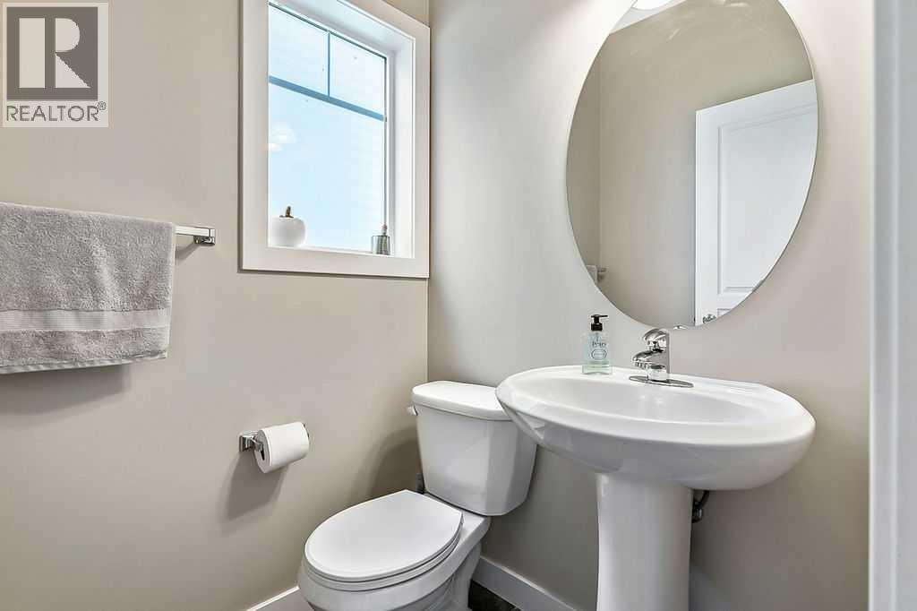 11 Cimarron Vista Gardens, Okotoks, Alberta  T1S 0G2 - Photo 17 - A2240506