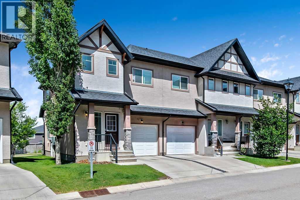 11 Cimarron Vista Gardens, Okotoks, Alberta  T1S 0G2 - Photo 2 - A2240506