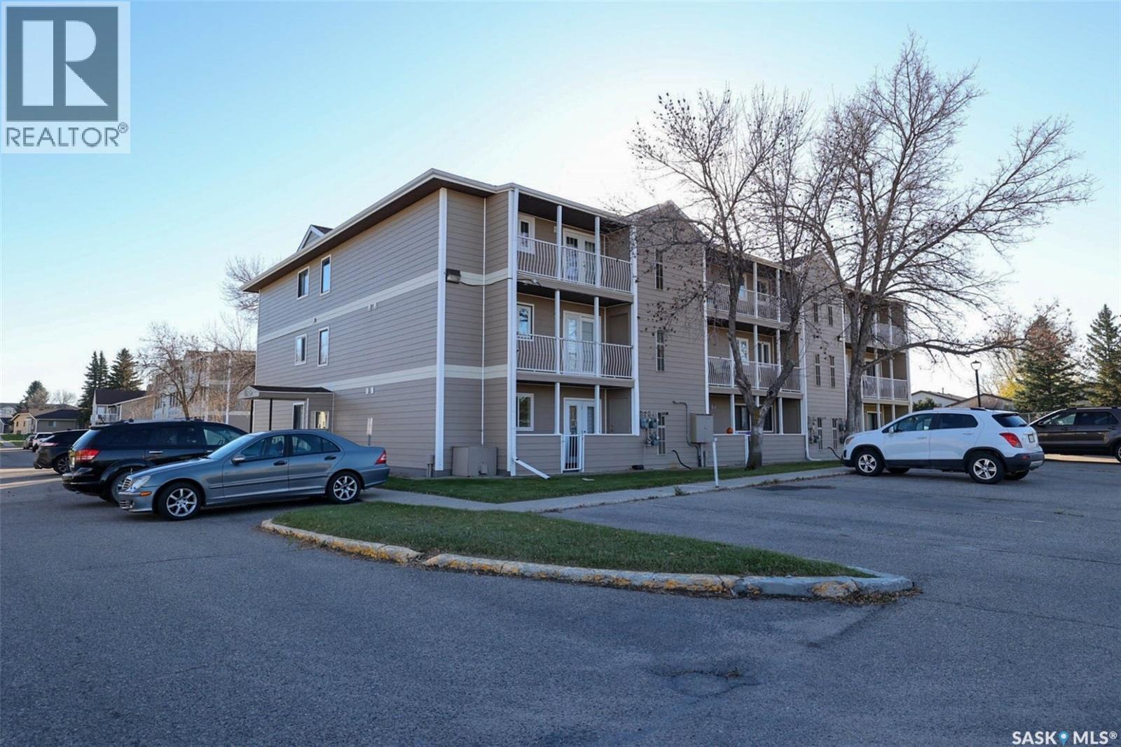 16 6595 Rochdale BOULEVARD, Regina, Saskatchewan