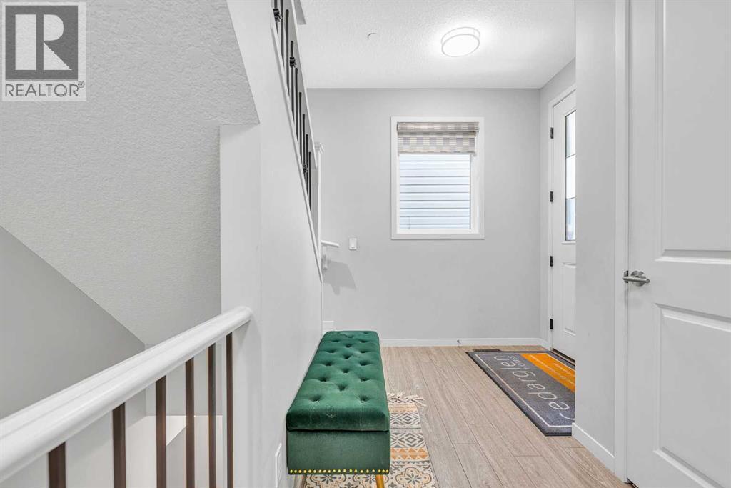 69 Howse Common Ne, Calgary, Alberta  T3P 0V3 - Photo 3 - A2248301