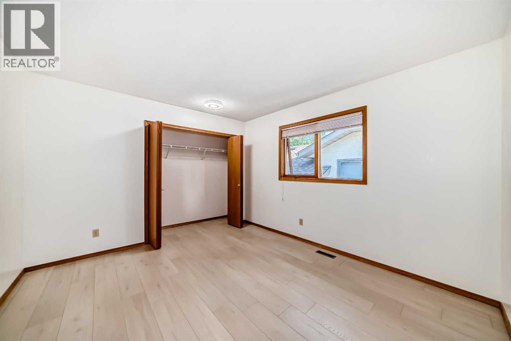 247 Shawinigan Drive Sw, Calgary, Alberta  T2Y 2Y4 - Photo 28 - A2256533