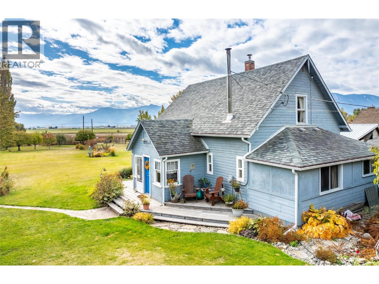 1015 Winlaw Road, Creston, British Columbia