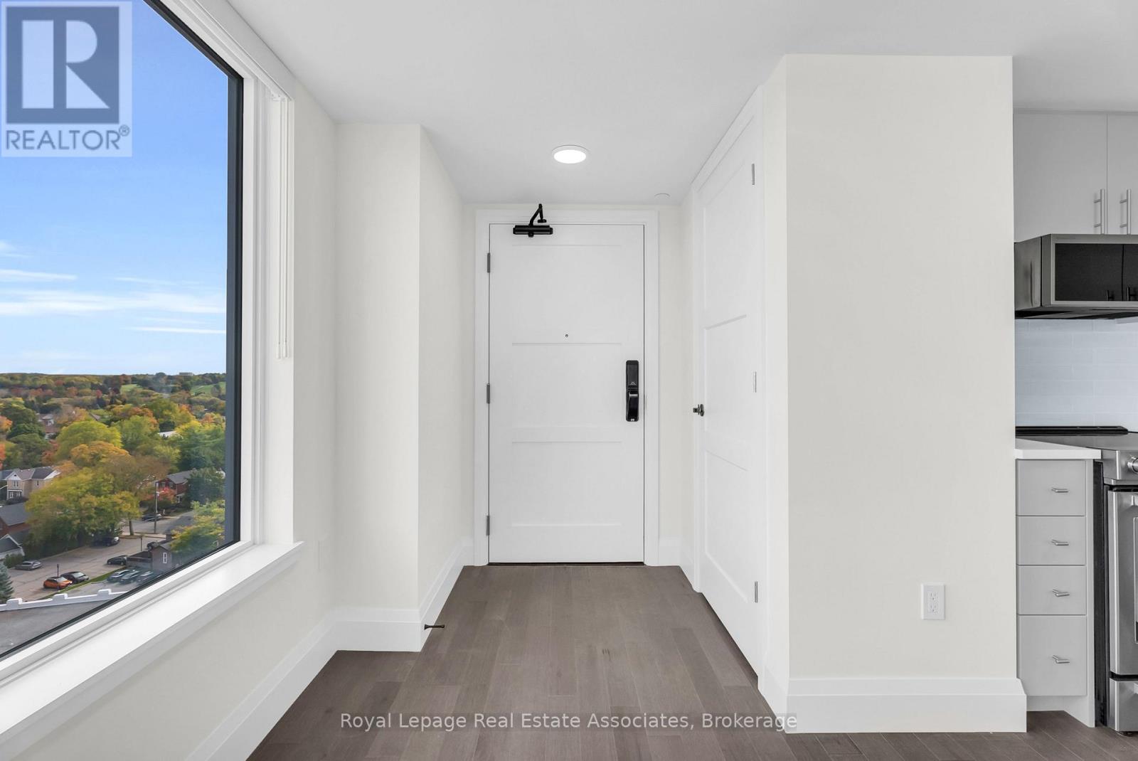 1212 - 93 Arthur Street S, Guelph, Ontario  N1E 0P5 - Photo 4 - X12481265