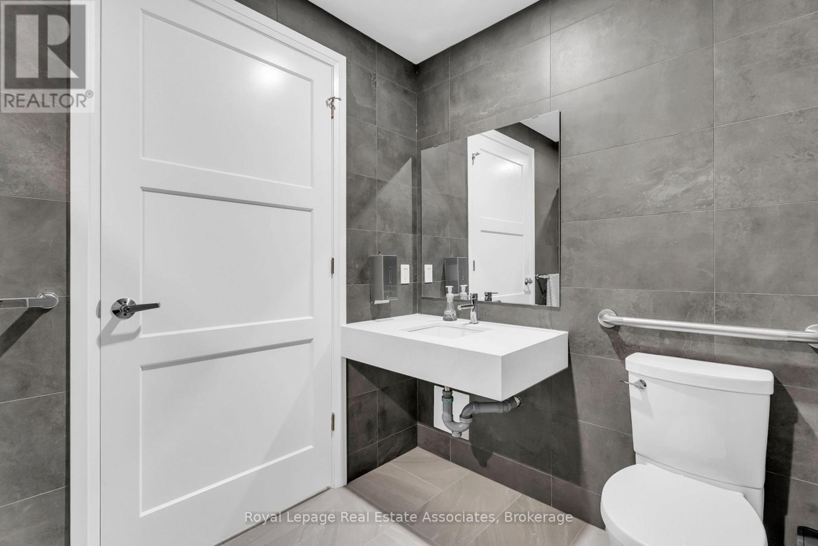 1212 - 93 Arthur Street S, Guelph, Ontario  N1E 0P5 - Photo 41 - X12481265