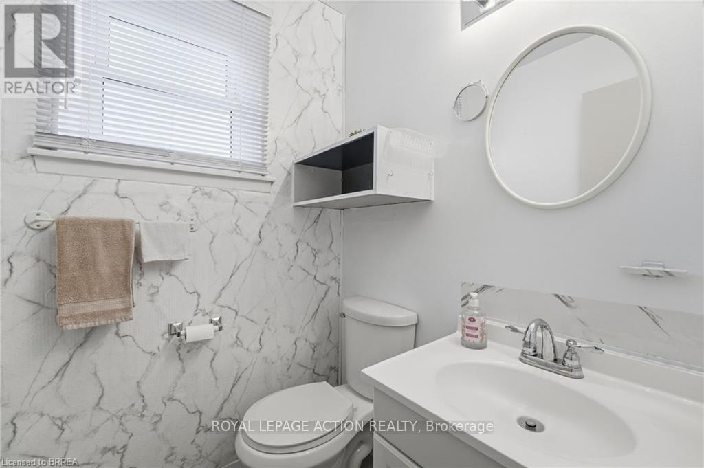 36 King's Hill Lane, Brantford, Ontario  N3T 6A4 - Photo 15 - X12481317